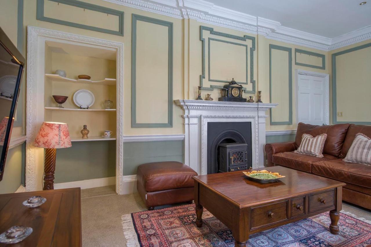 St Helen'S House With Minster Views Apartment York Bagian luar foto